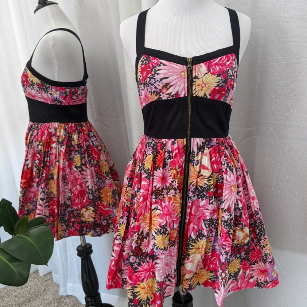 Floral zipper mini dress with Criss cross back